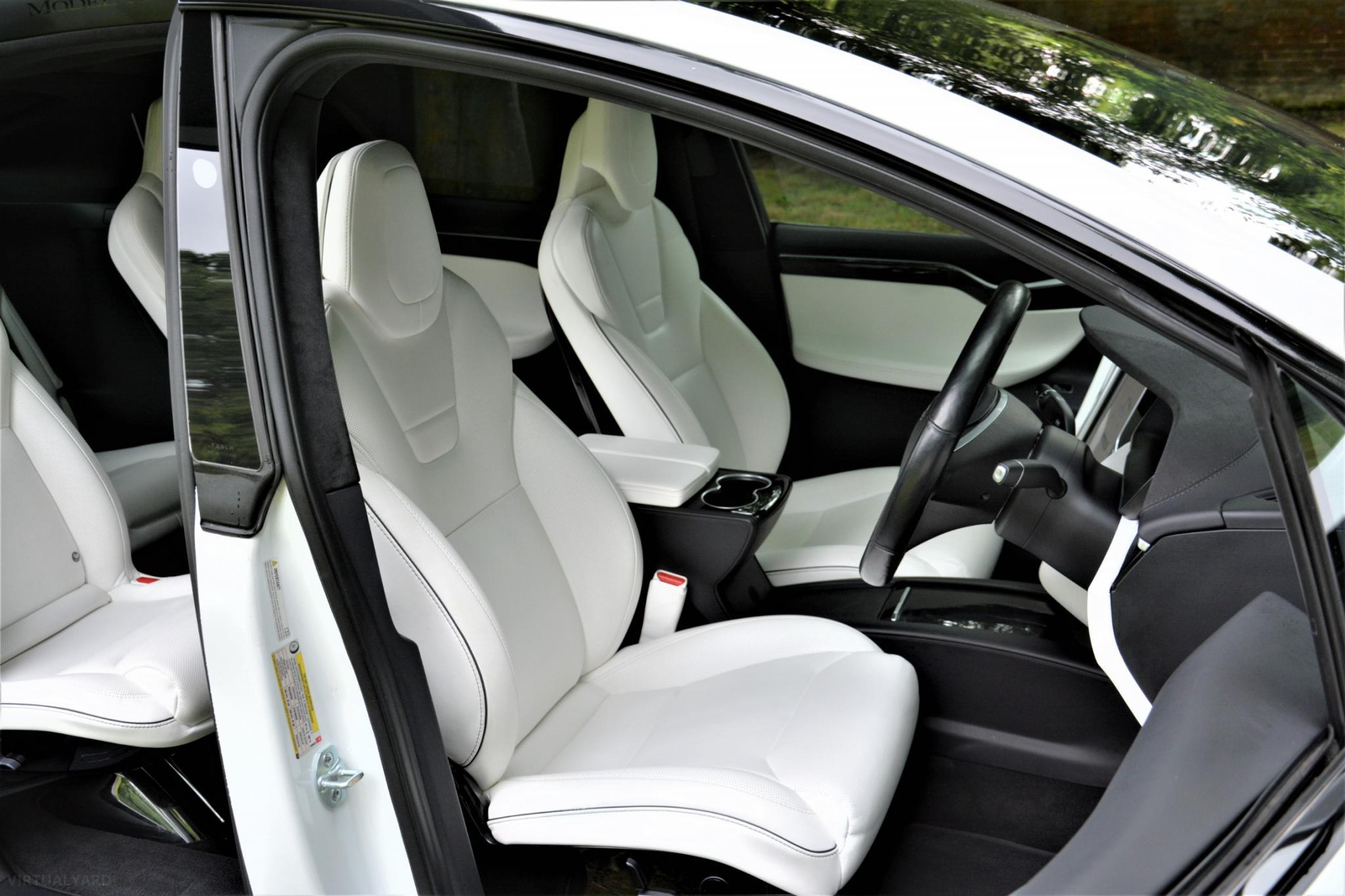 TESLA MODEL X P100D LUDICROUS+ 6 SEAT