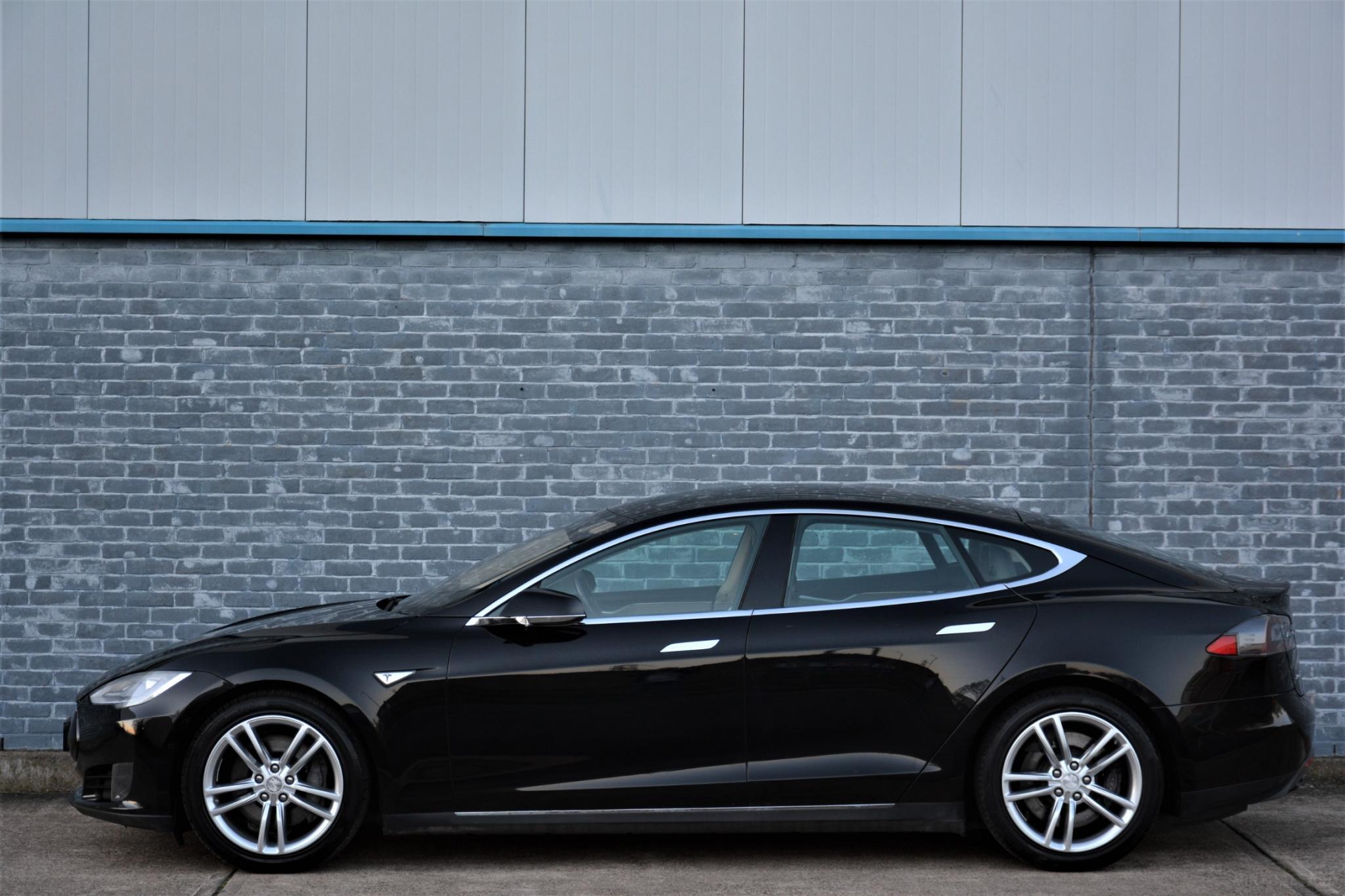 Tesla model s 70d